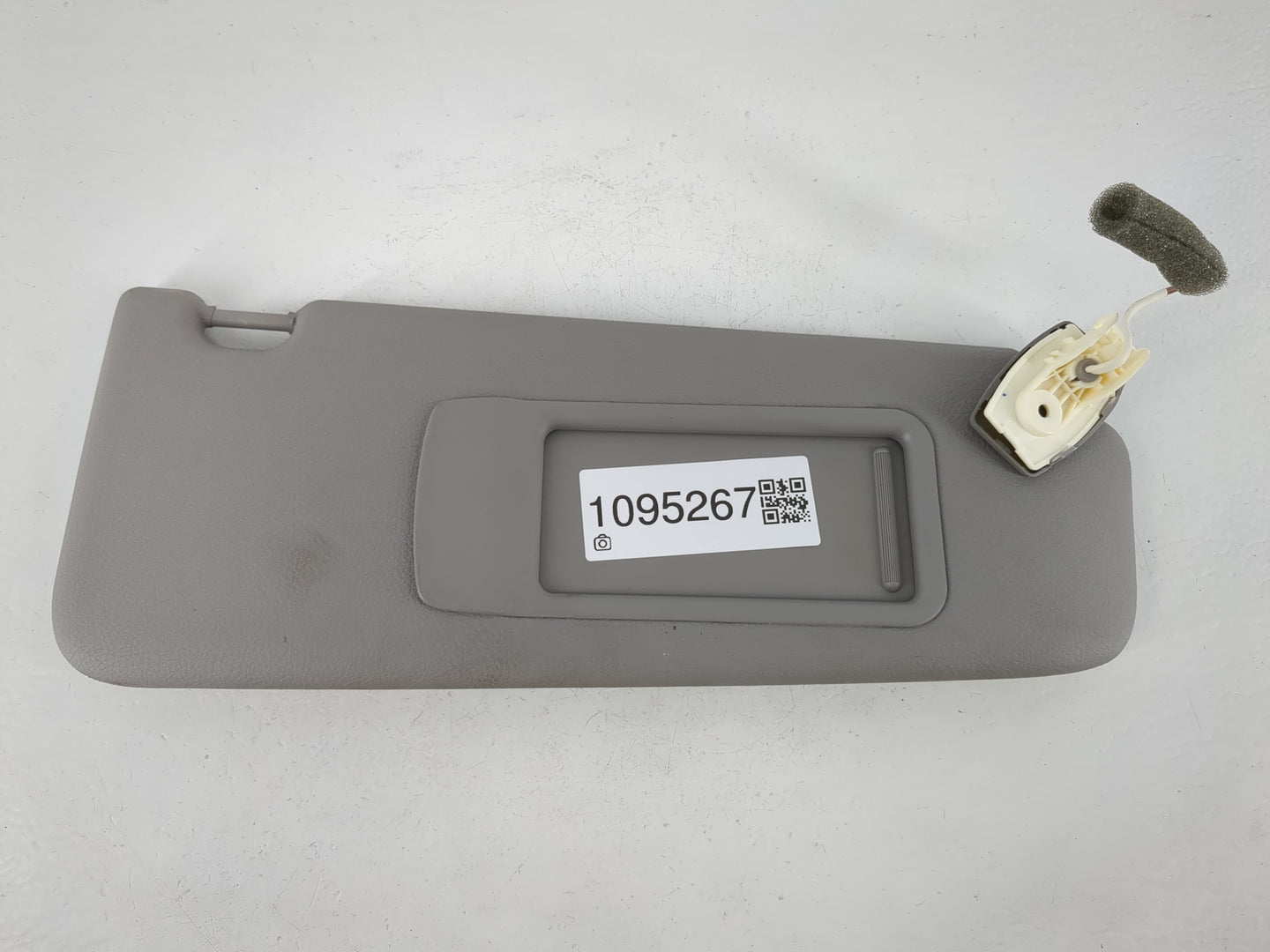 2010-2016 Bmw 535i Sun Visor Shade Replacement Passenger Right Mirror Fits Fits 2010 2011 2012 2013 2014 2015 2016 OEM Used 