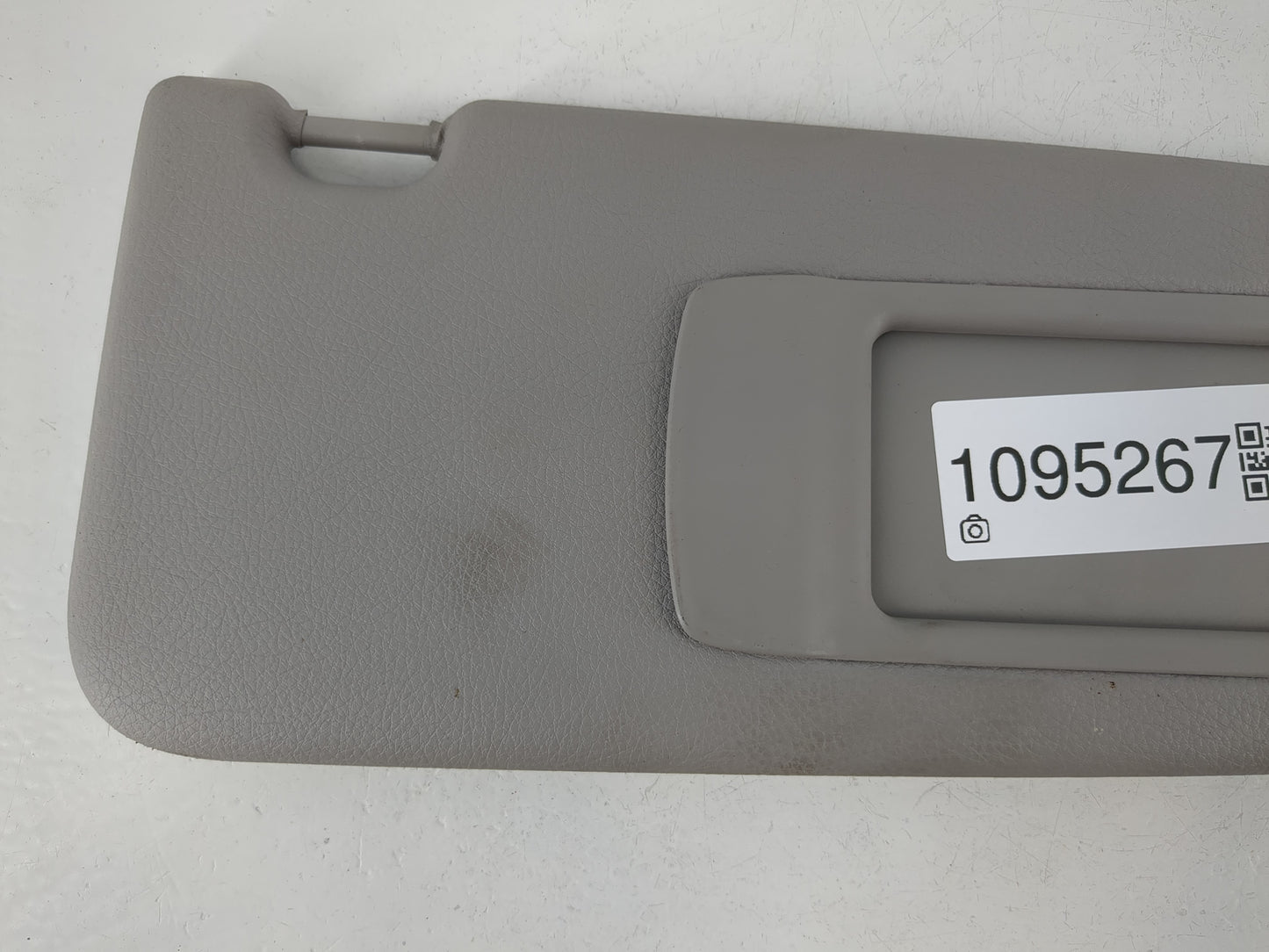 2010-2016 Bmw 535i Sun Visor Shade Replacement Passenger Right Mirror Fits Fits 2010 2011 2012 2013 2014 2015 2016 OEM Used 