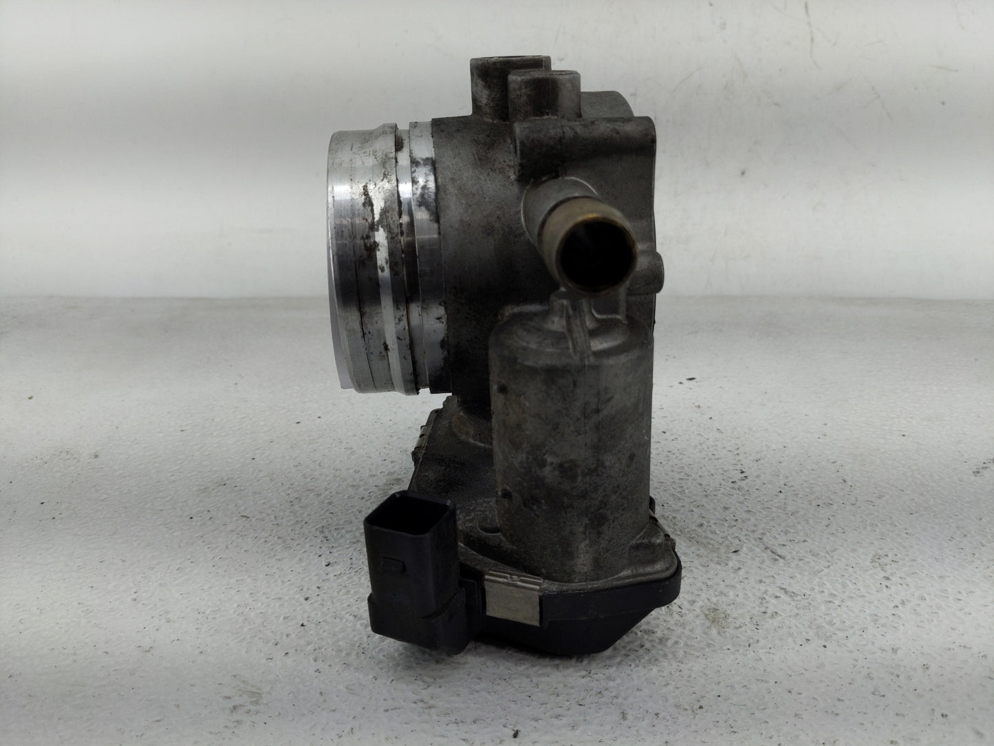 2010-2017 Bmw 535i Throttle Body P/N:1354 7597871-01 A2C53356724 Fits Fits 2010 2011 2012 2013 2014 2015 2016 2017 2018 2019