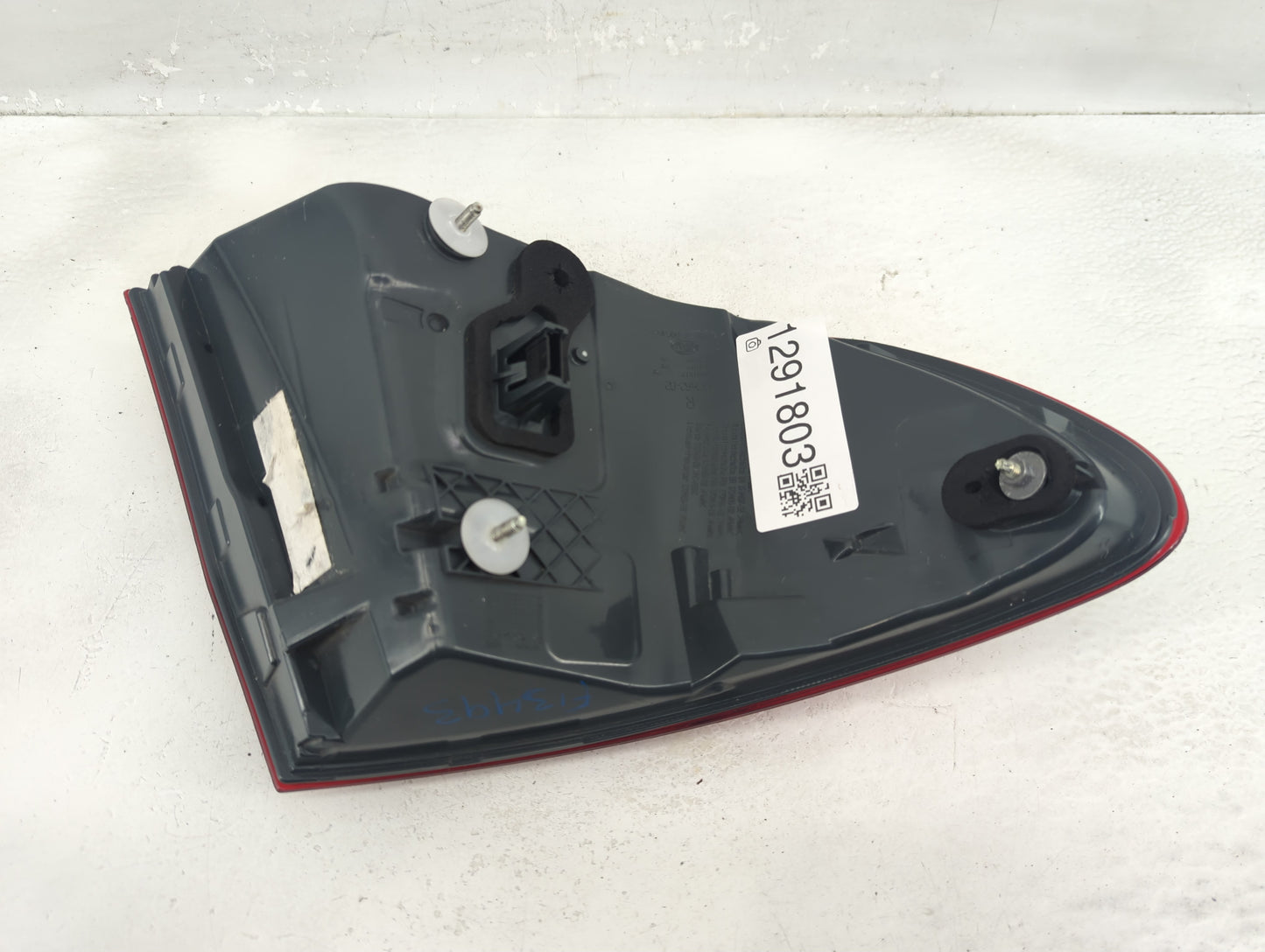 2011-2013 Bmw 535i Tail Light Assembly Passenger Right OEM P/N:173462-02 Fits Fits 2011 2012 2013 OEM Used Auto Parts - Oemu