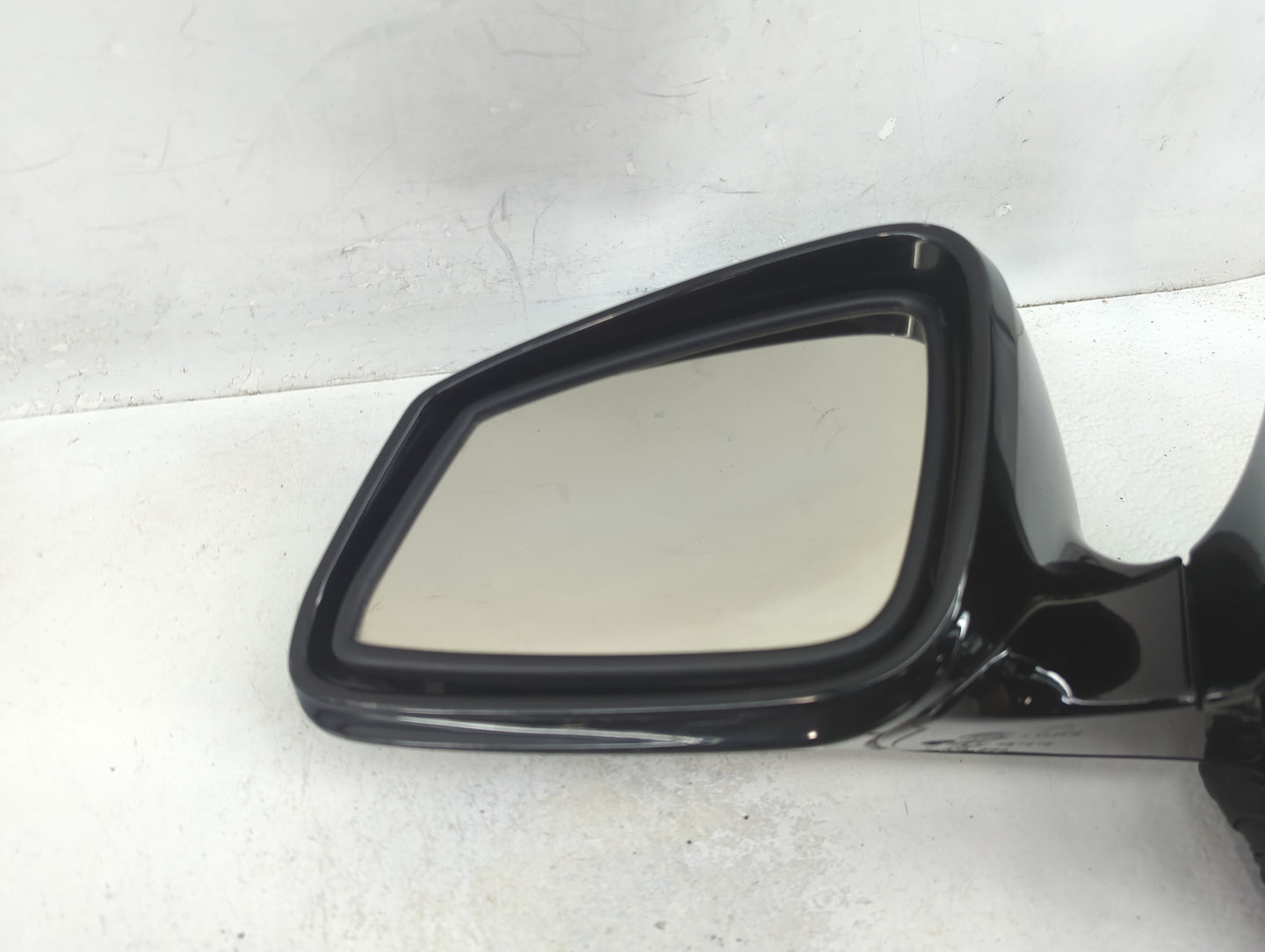 2011-2012 Bmw 535i Driver Side View Mirror - Left Door Mirror OEM Used - Oemusedautoparts1.com