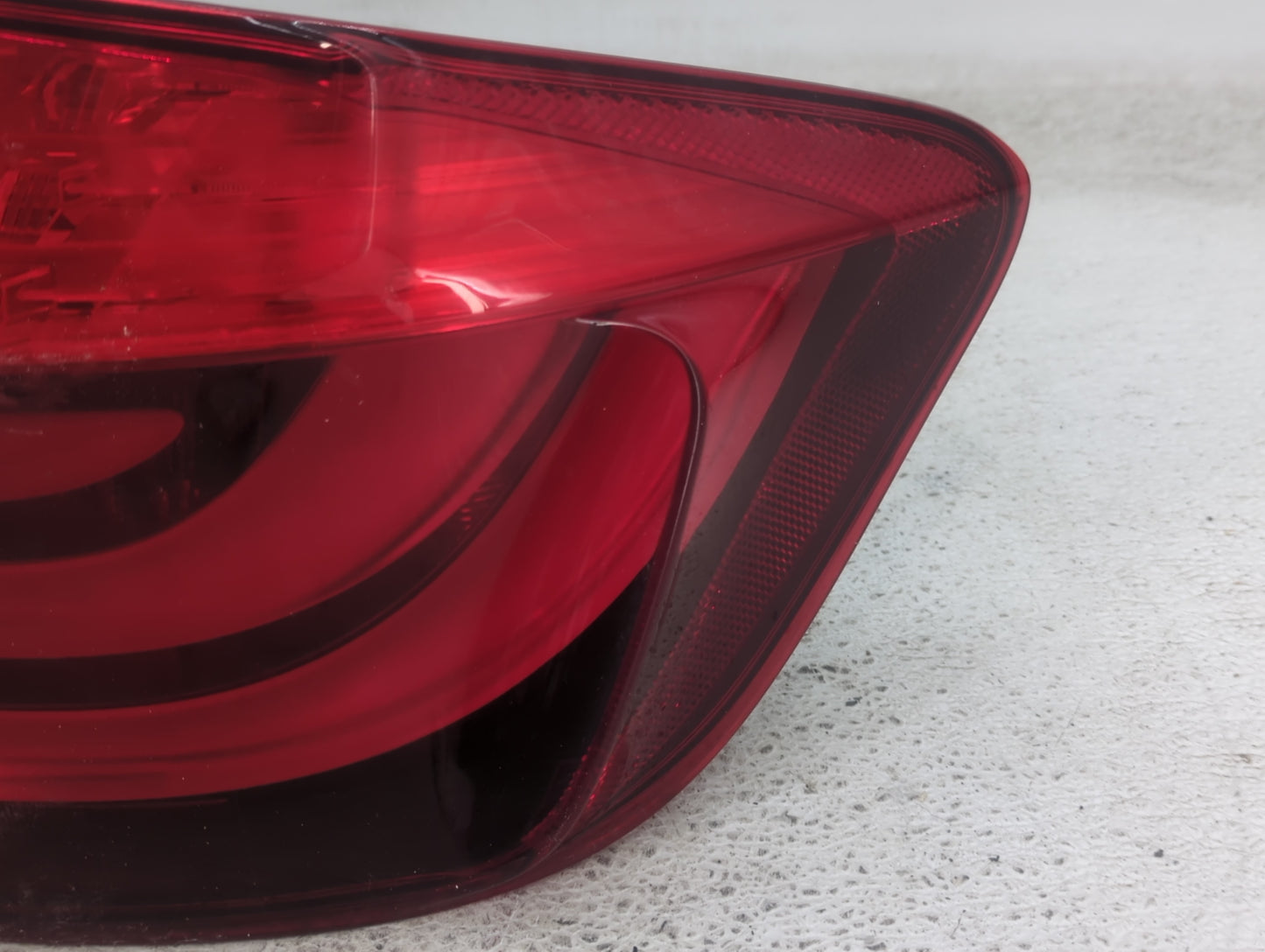 2011-2013 Bmw 535i Tail Light Assembly Passenger Right OEM P/N:173462-02 Fits Fits 2011 2012 2013 OEM Used Auto Parts - Oemu