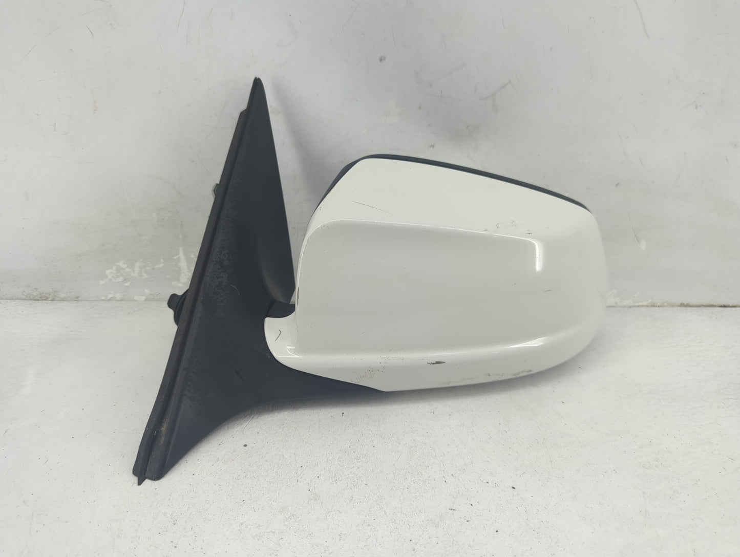 2011-2012 Bmw 535i Driver Side View Mirror - Left Door Mirror OEM Used - Oemusedautoparts1.com
