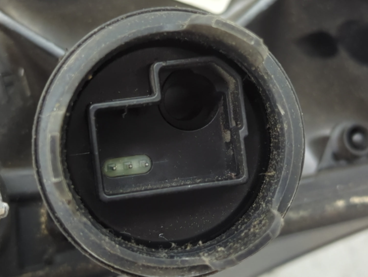 2011-2012 Bmw 535i Driver Side View Mirror - Left Door Mirror OEM Used - Oemusedautoparts1.com