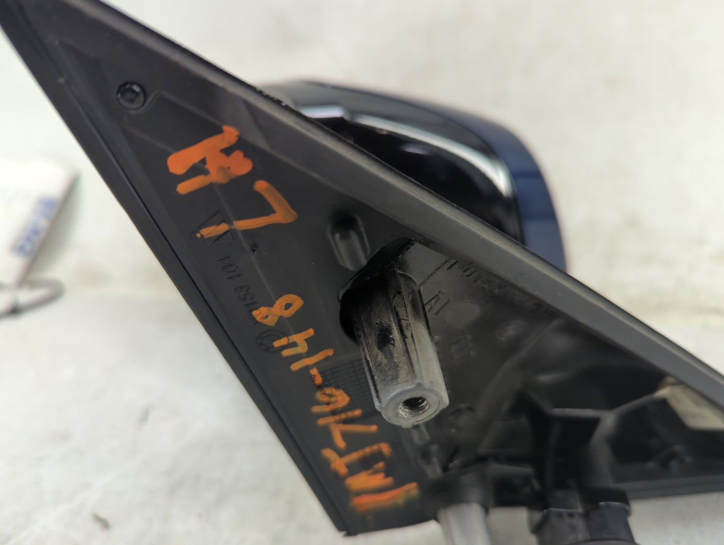 2011-2012 Bmw 535i Driver Side View Mirror - Left Door Mirror OEM Used - Oemusedautoparts1.com