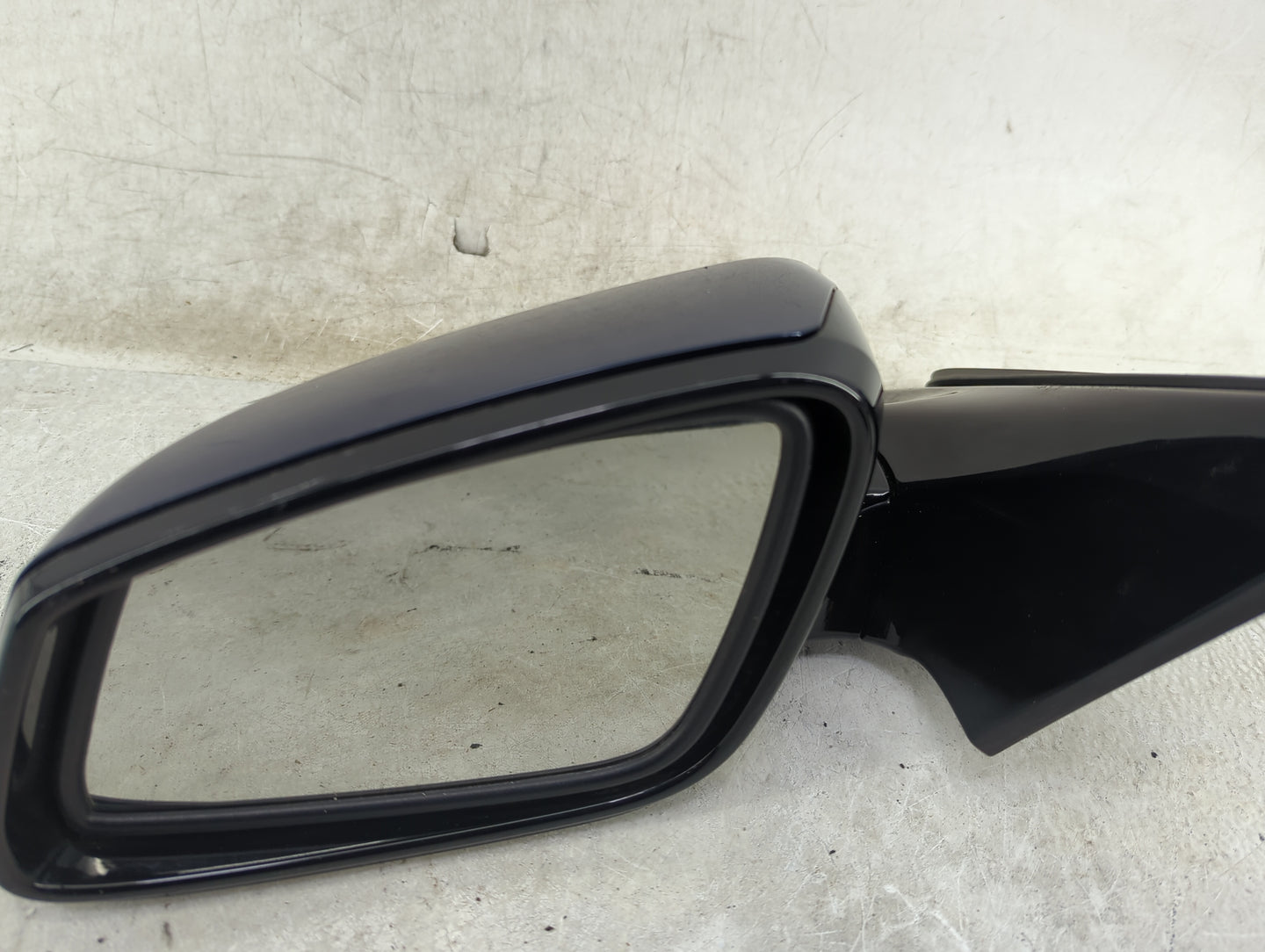 2011-2012 Bmw 535i Driver Side View Mirror - Left Door Mirror OEM Used - Oemusedautoparts1.com