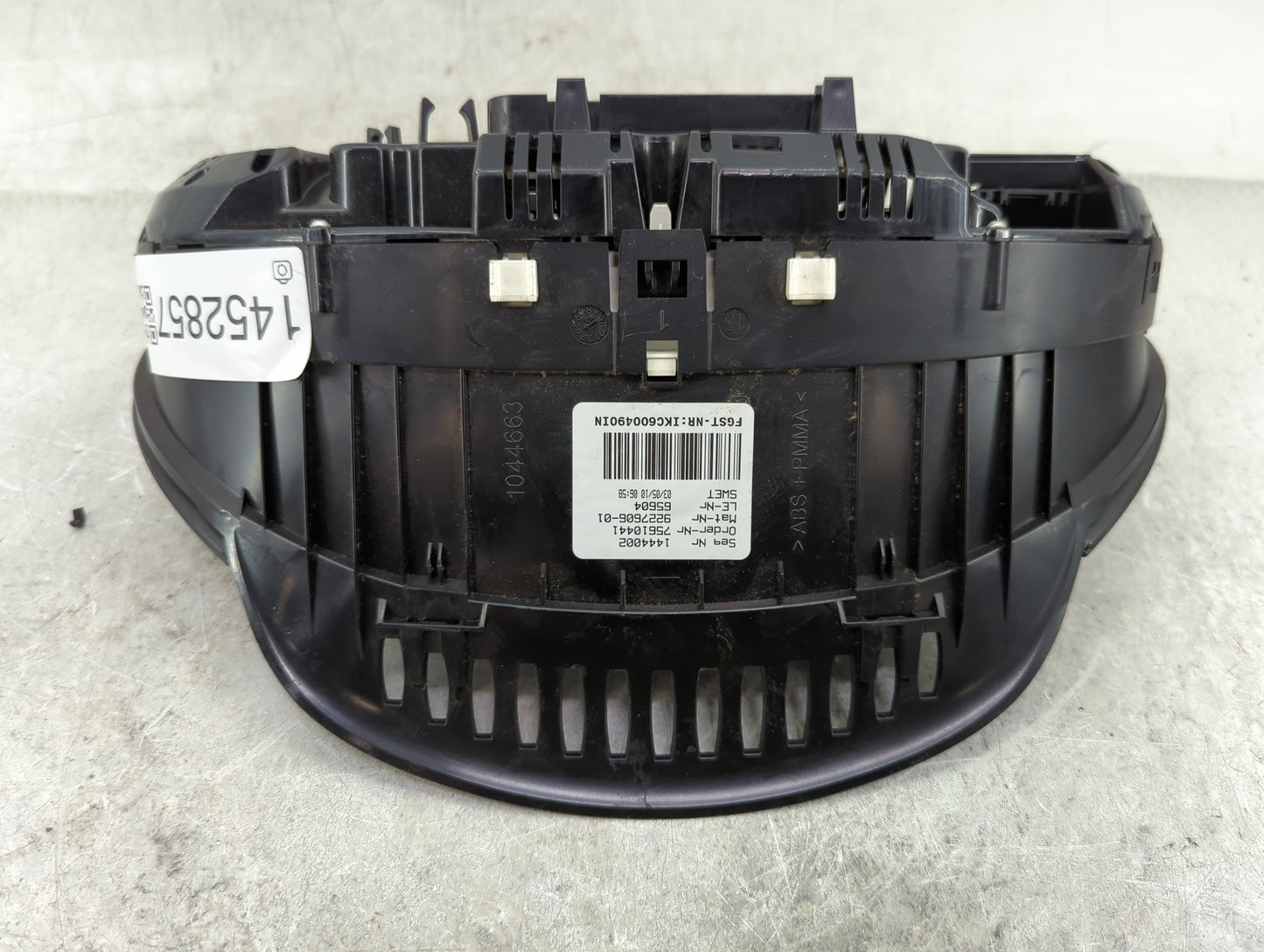 2011 Bmw 535i Instrument Cluster Speedometer Gauges P/N:9227606-01 2059559-05 Miles:145K Fits OEM Used Auto Parts - Oemuseda