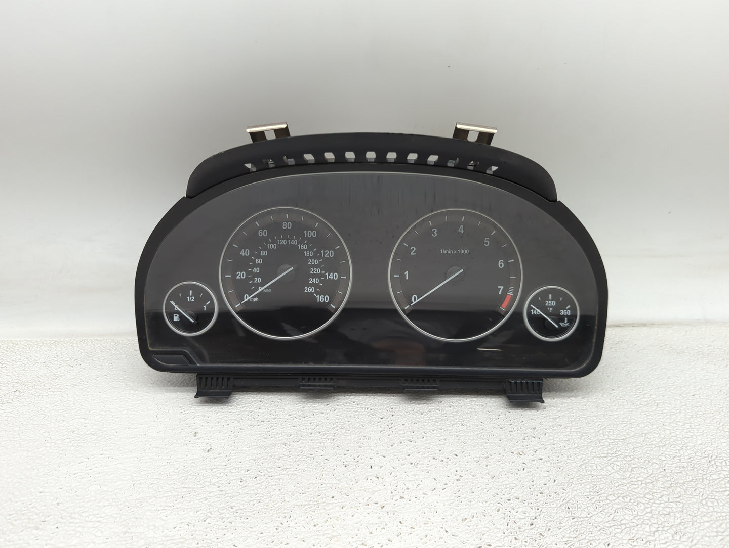 2011 Bmw 535i Instrument Cluster Speedometer Gauges P/N:9227606-01 2059559-05, 25811511, 1000018230 Fits OEM Used Auto Parts