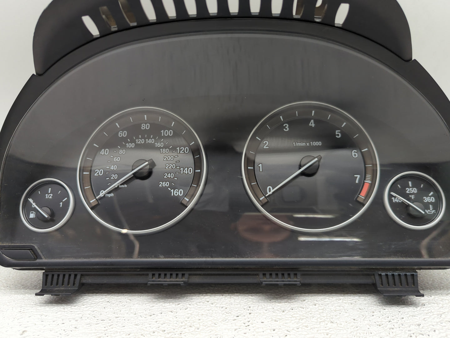 2011 Bmw 535i Instrument Cluster Speedometer Gauges P/N:9227606-01 2059559-05, 25811511, 1000018230 Fits OEM Used Auto Parts
