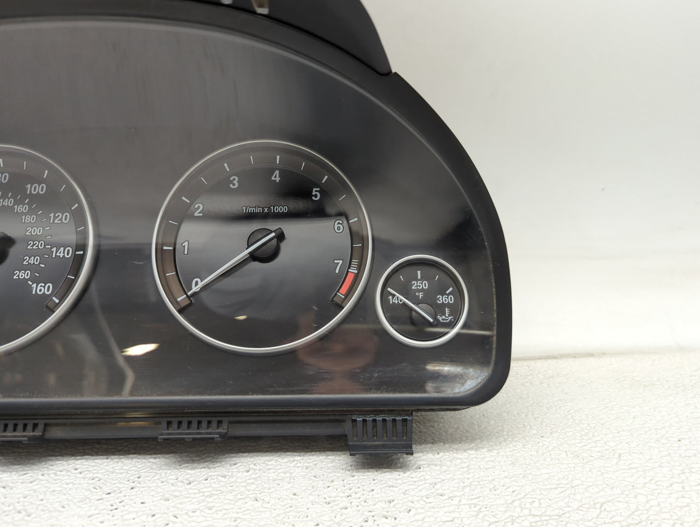 2011 Bmw 535i Instrument Cluster Speedometer Gauges P/N:9227606-01 2059559-05, 25811511, 1000018230 Fits OEM Used Auto Parts