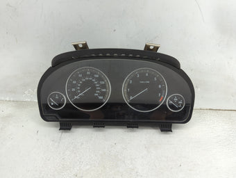 compare product 2011 Bmw 535i Instrument Cluster Speedometer Gauges P/N:25811511 9249343-01, 2119945-06 Miles: Fits OEM Used Auto Parts