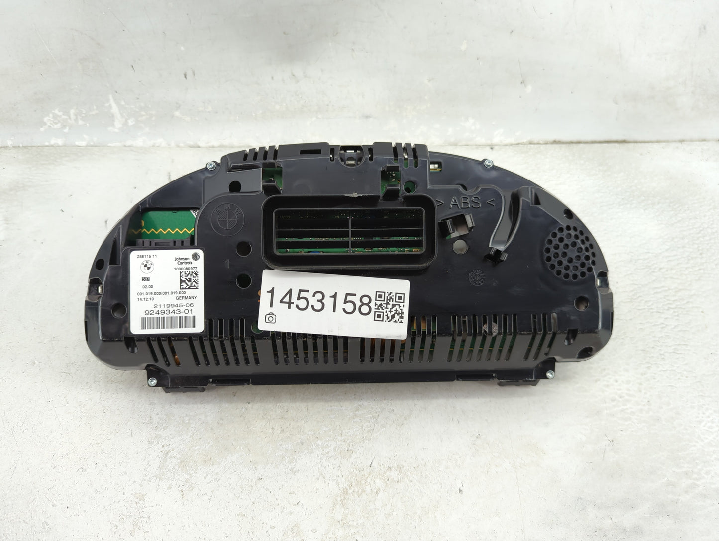 2011 Bmw 535i Instrument Cluster Speedometer Gauges P/N:25811511 9249343-01, 2119945-06 Miles: Fits OEM Used Auto Parts - Oe