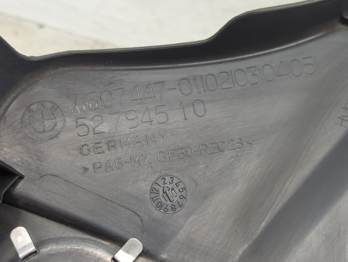 2011 Bmw 535i Engine Cover - Oemusedautoparts1.com