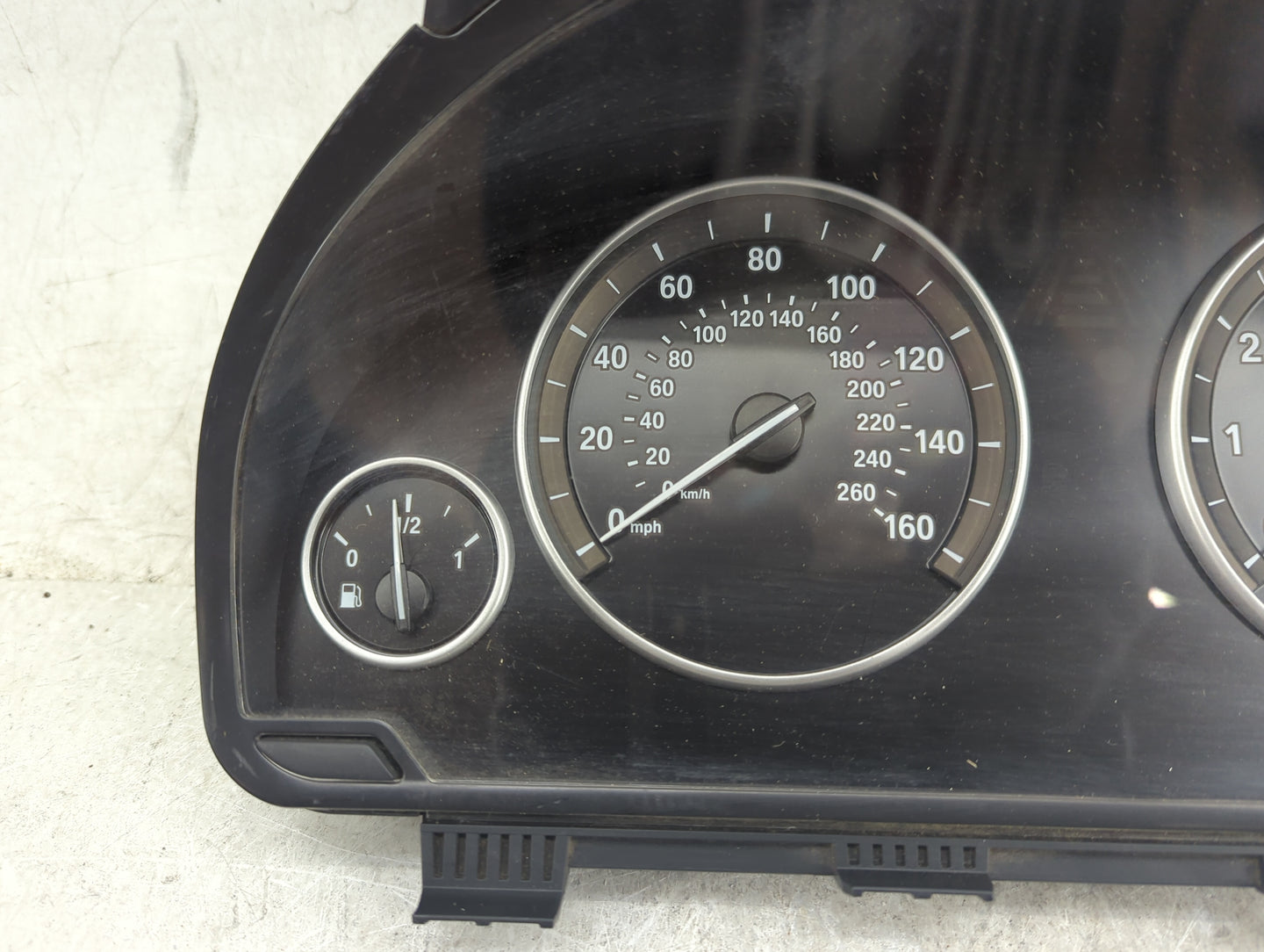 2011 Bmw 535i Instrument Cluster Speedometer Gauges P/N:9227606-01 2059559-04, 258115 11 Miles:135K Fits OEM Used Auto Parts