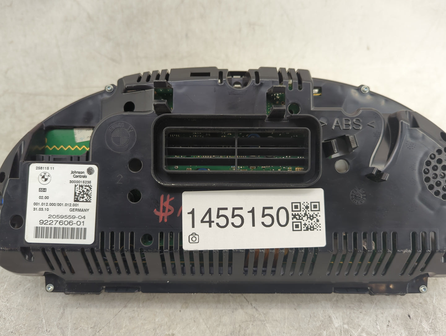 2011 Bmw 535i Instrument Cluster Speedometer Gauges P/N:9227606-01 2059559-04, 258115 11 Miles:135K Fits OEM Used Auto Parts