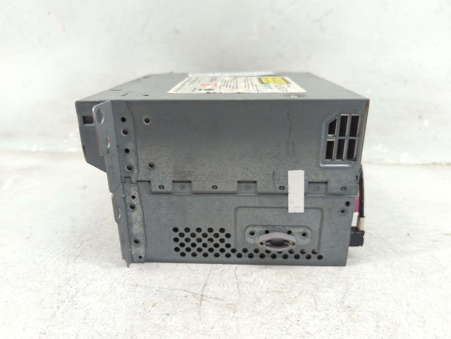 2011-2012 Bmw 535i Radio AM FM Cd Player Receiver Replacement P/N:9239158 01 Fits Fits 2010 2011 2012 OEM Used Auto Parts - 