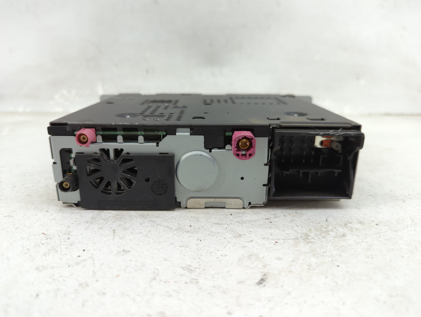 2011-2012 Bmw 535i Radio AM FM Cd Player Receiver Replacement P/N:9 248 362 Fits Fits 2011 2012 OEM Used Auto Parts - Oemuse