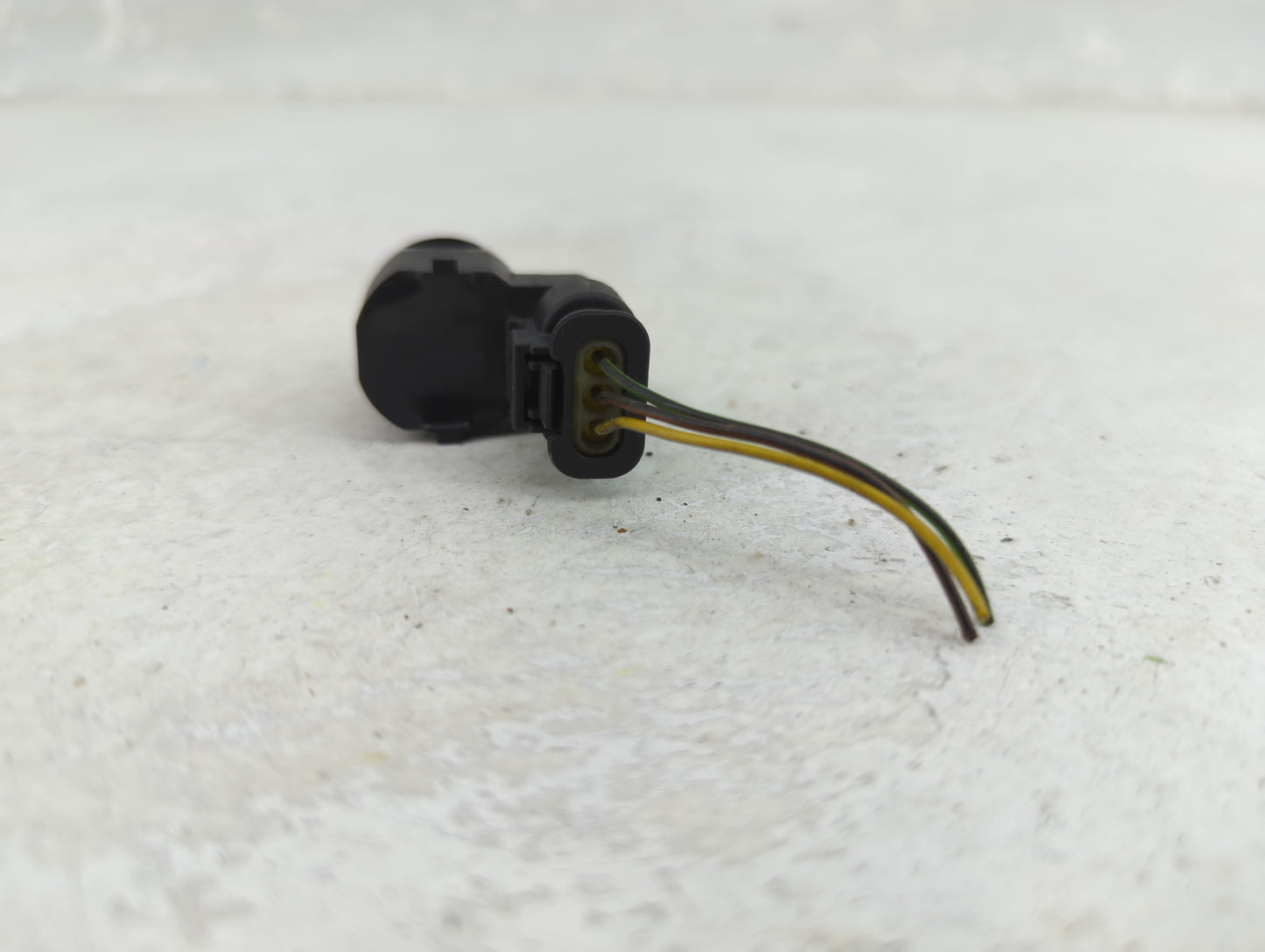 2011 Bmw 535i Front Park Assist Sensor Black 1456226 - Oemusedautoparts1.com