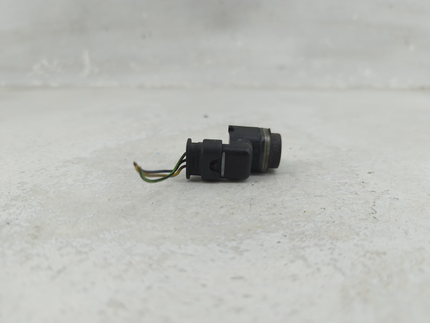 2011 Bmw 535i Front Park Assist Sensor Black 1456593 - Oemusedautoparts1.com