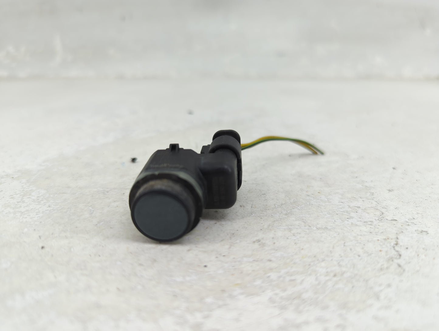 2011 Bmw 535i Front Park Assist Sensor Black 1456817 - Oemusedautoparts1.com