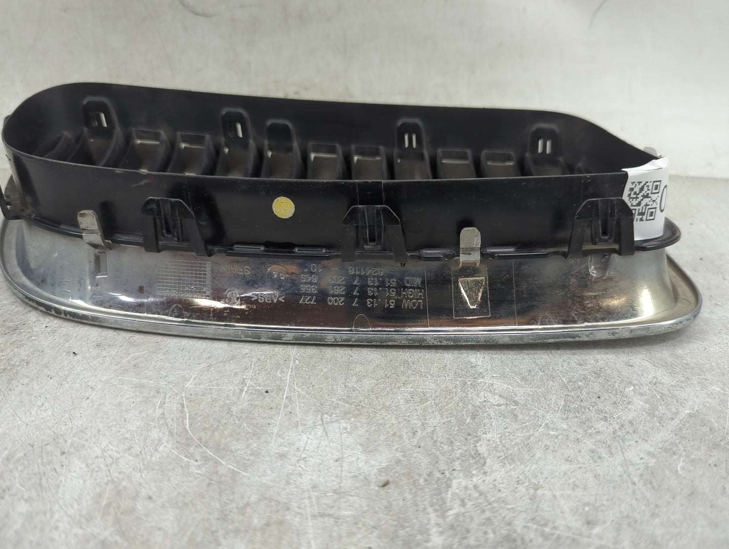 2011-2013 Bmw 535i Front Grille Bumper Not Included - Oemusedautoparts1.com