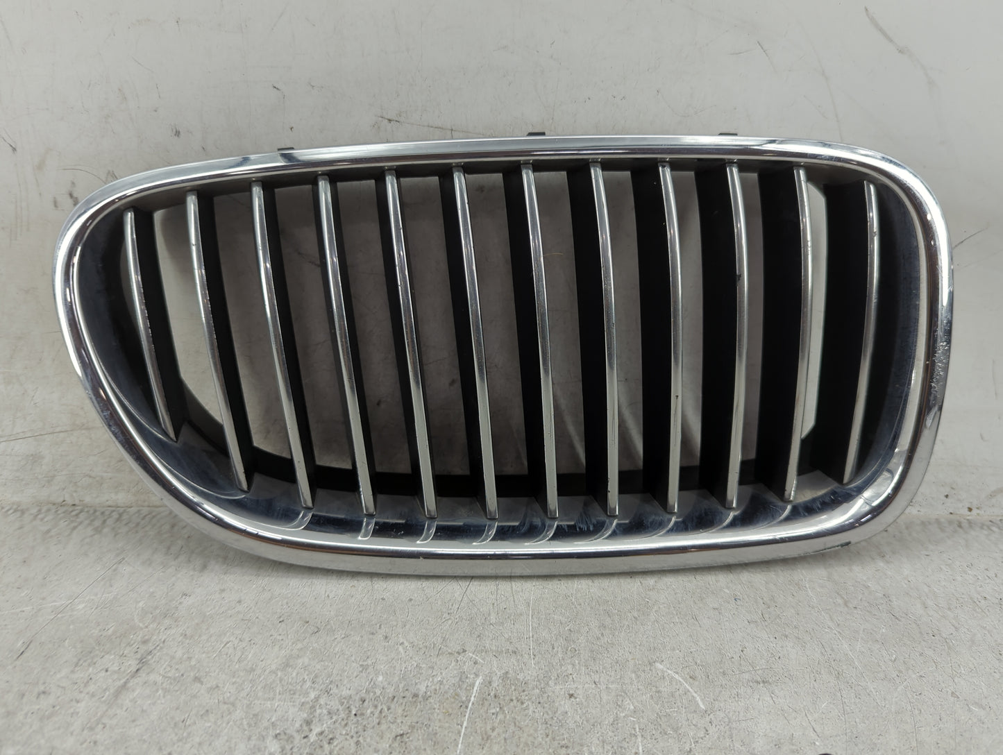 2011-2013 Bmw 535i Front Grille Bumper Not Included 1459767 - Oemusedautoparts1.com