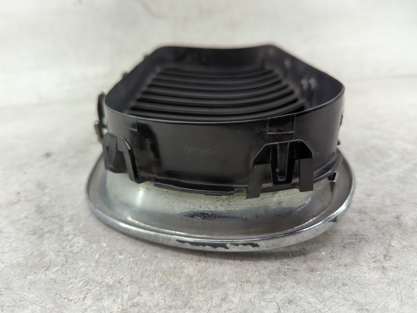 2011-2013 Bmw 535i Front Grille Bumper Not Included 1459767 - Oemusedautoparts1.com