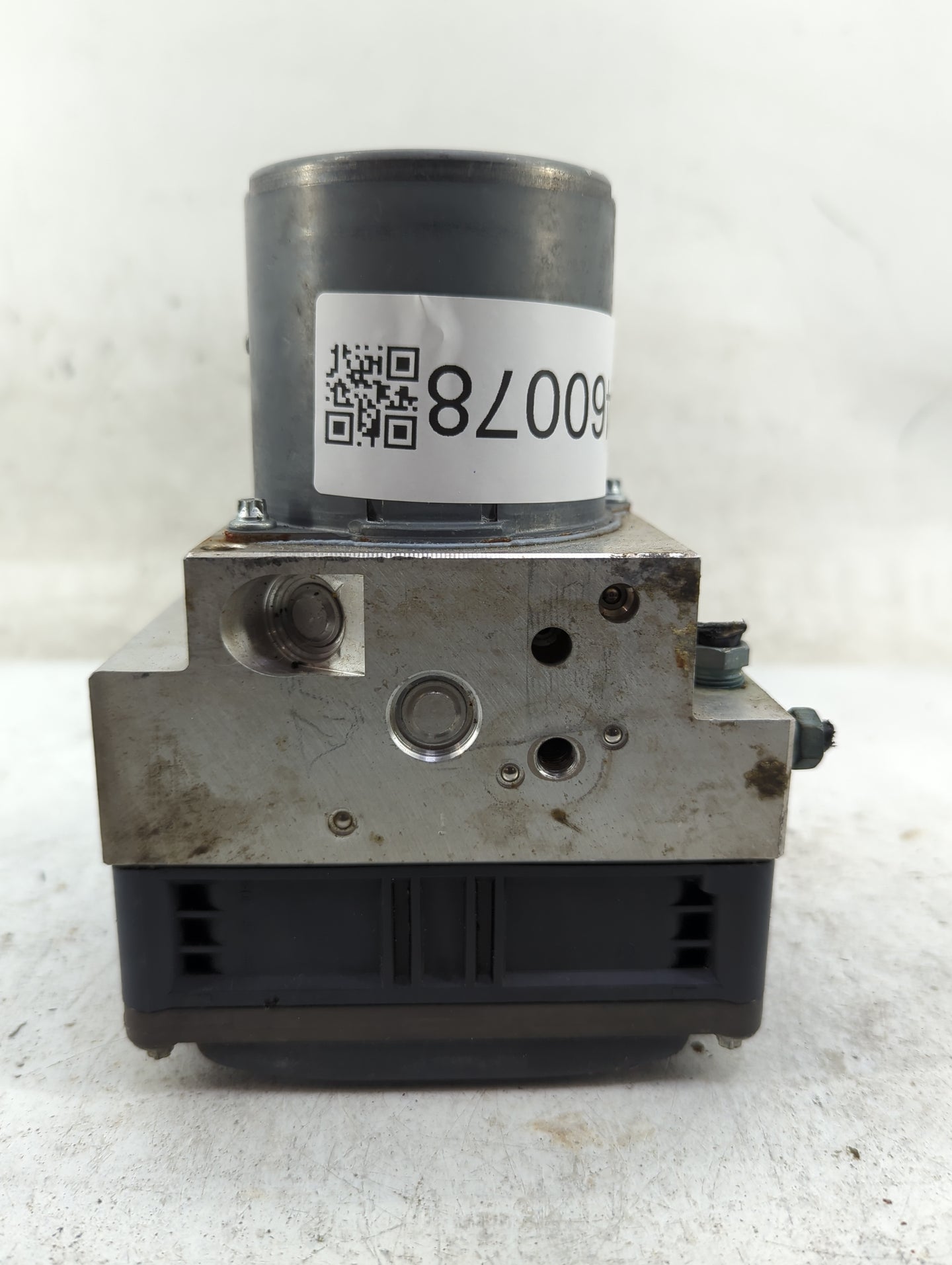 2011-2012 Bmw 535i ABS Pump Control Module Replacement P/N:6851374-01 Fits Fits 2011 2012 OEM Used Auto Parts - Oemusedautop