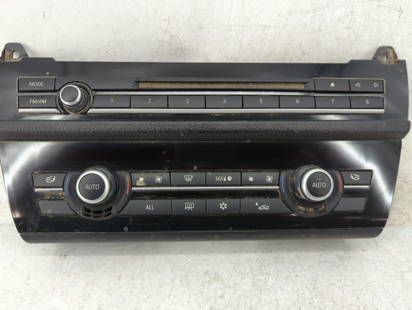 2011-2012 Bmw 535i Radio AM FM Cd Player Receiver Replacement P/N:9249701-01 9249701, 90025-265/0015 Fits Fits 2011 2012 OEM