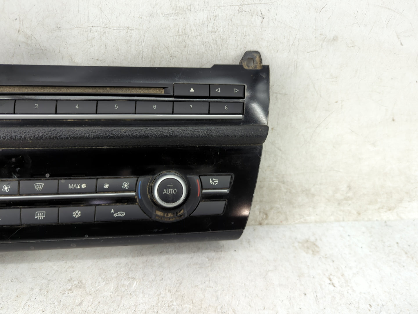 2011-2012 Bmw 535i Radio AM FM Cd Player Receiver Replacement P/N:9249701-01 9249701, 90025-265/0015 Fits Fits 2011 2012 OEM