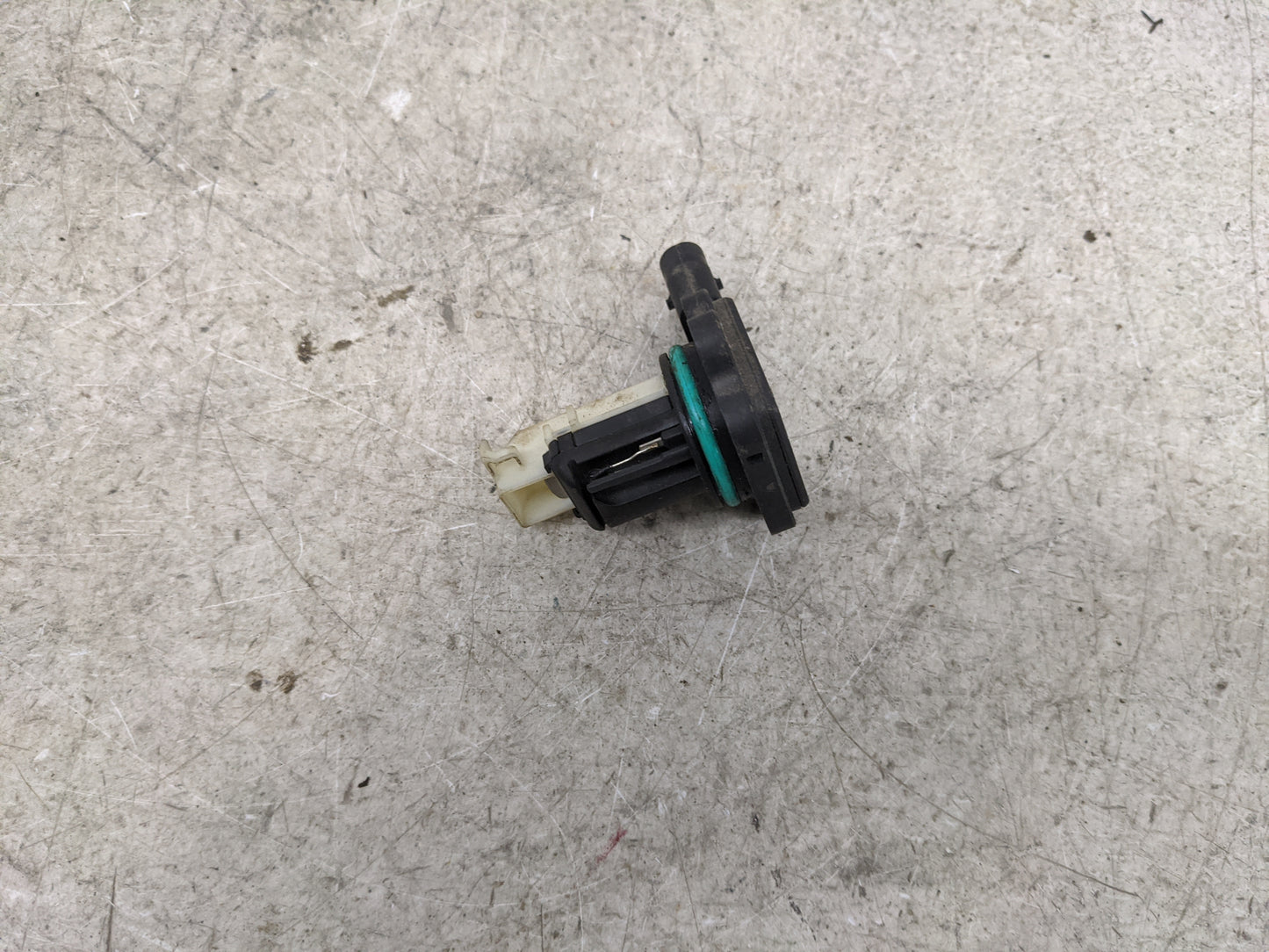 2011-2016 Bmw 535i Mass Air Flow Meter Maf - Oemusedautoparts1.com