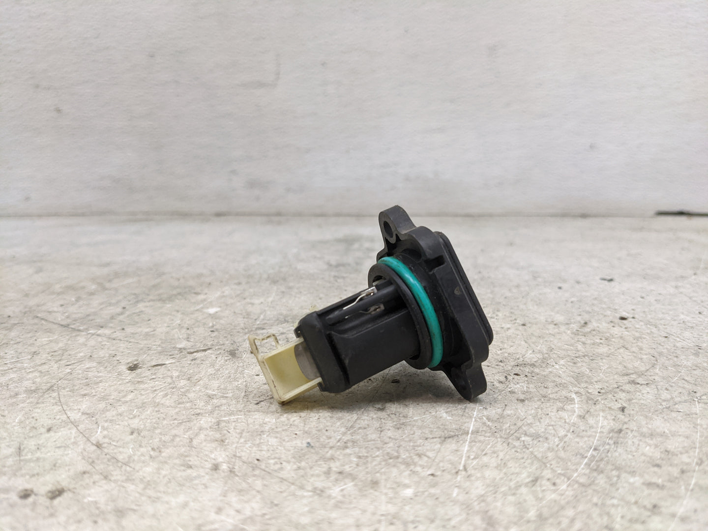 2011-2016 Bmw 535i Mass Air Flow Meter Maf - Oemusedautoparts1.com
