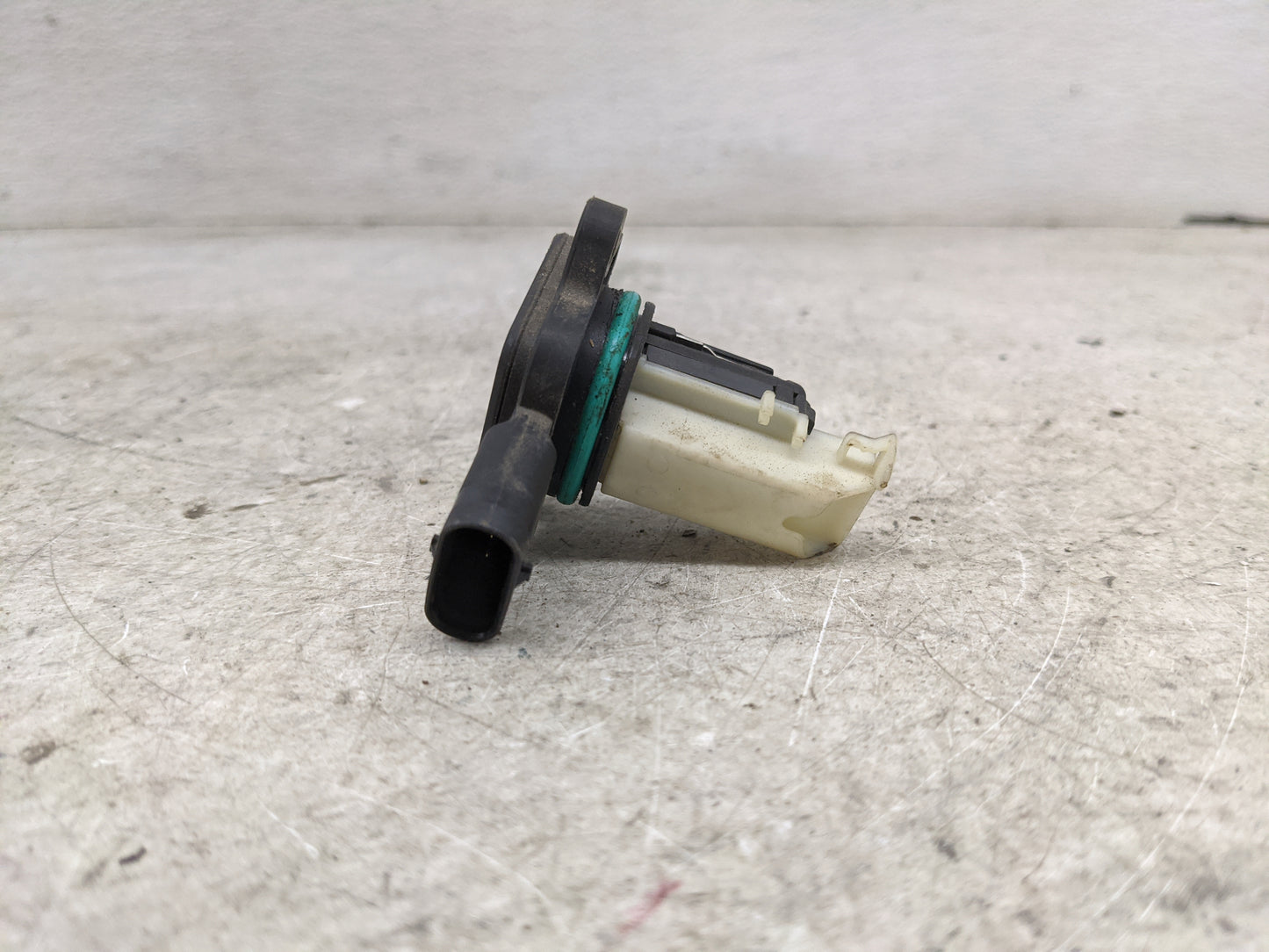 2011-2016 Bmw 535i Mass Air Flow Meter Maf - Oemusedautoparts1.com