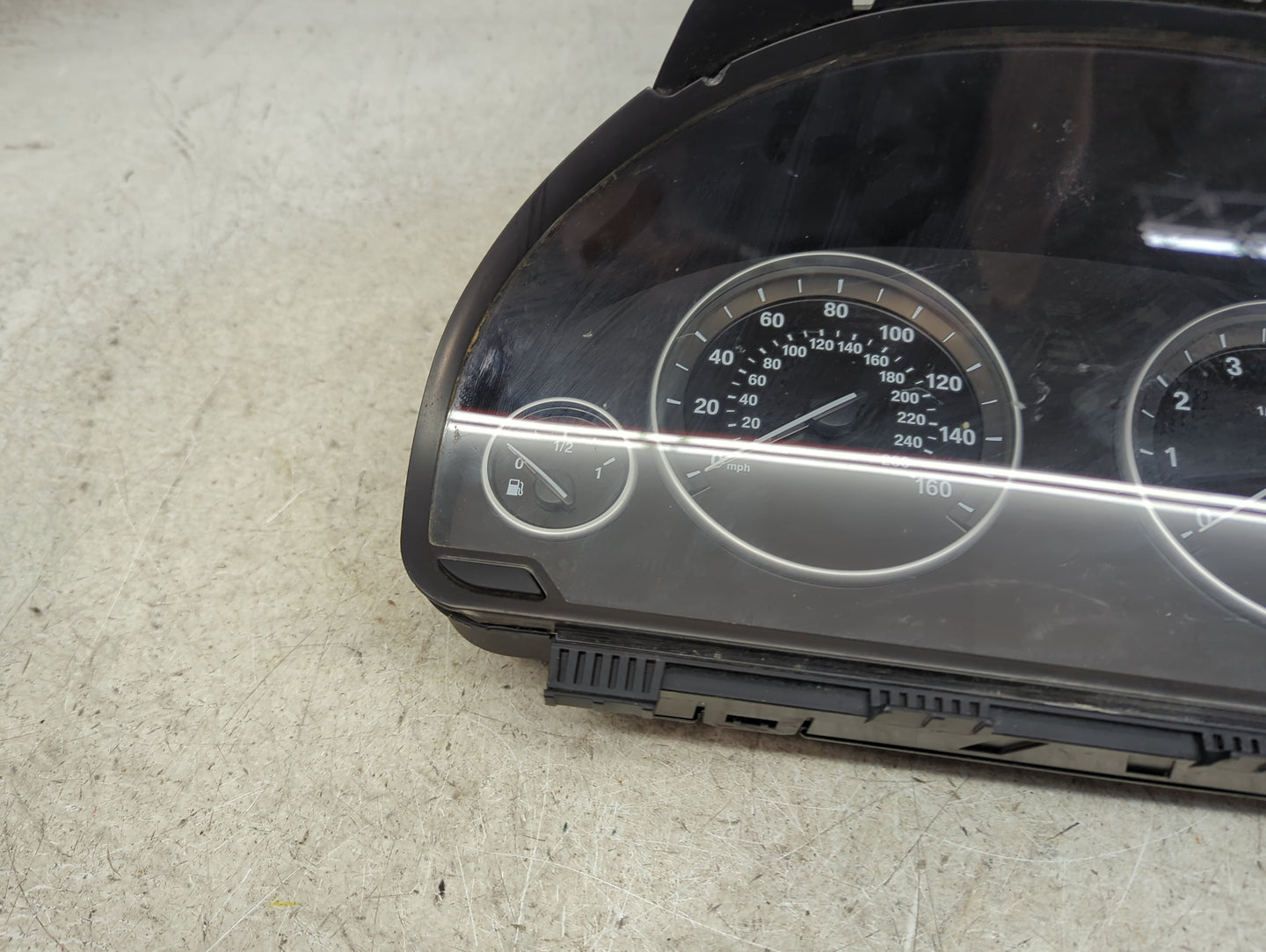 2011 Bmw 535i Instrument Cluster Speedometer Gauges P/N:1442897 9227606-01, 9227605-01, 1044663, 1KC6002921N, 75327981 Miles