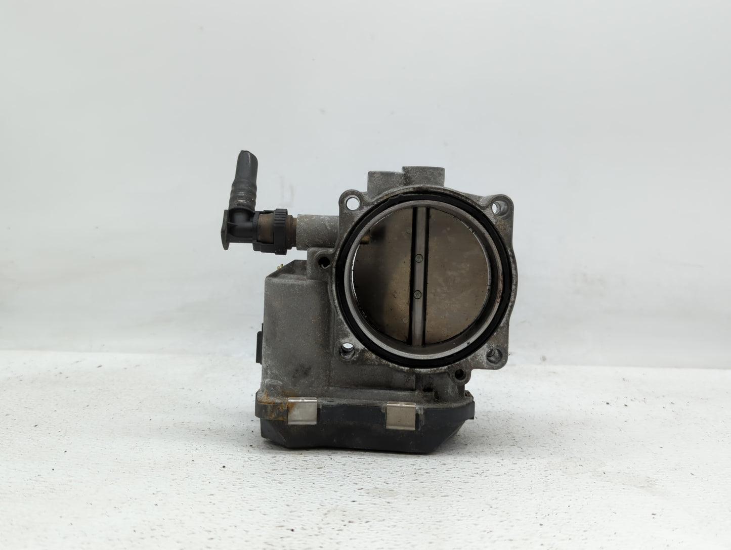 2010-2017 Bmw 535i Throttle Body P/N:7597871 1354 7597871 Fits Fits 2010 2011 2012 2013 2014 2015 2016 2017 2018 2019 OEM Us