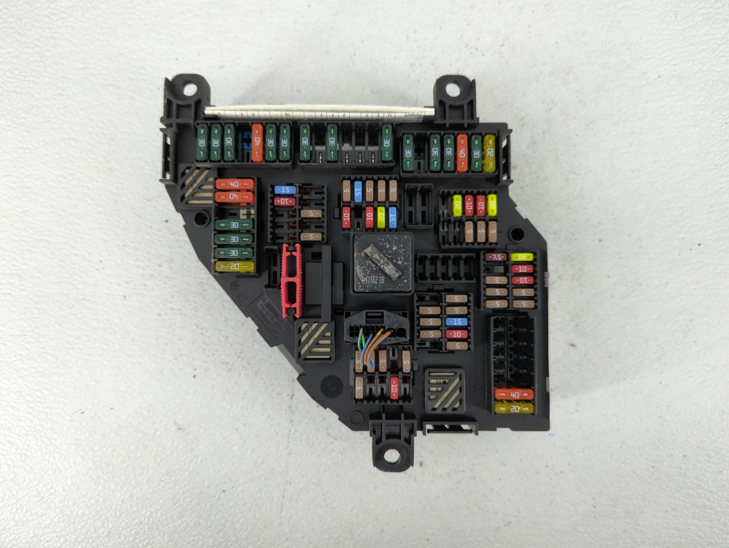 2011 Bmw 535i Fusebox Fuse Box Panel Relay Module P/N:9 238 195 Fits OEM Used Auto Parts - Oemusedautoparts1.com