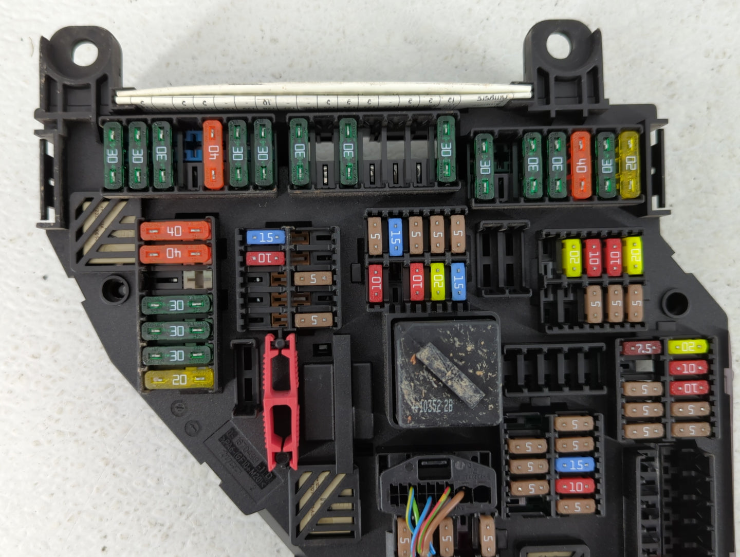 2011 Bmw 535i Fusebox Fuse Box Panel Relay Module P/N:9 238 195 Fits OEM Used Auto Parts - Oemusedautoparts1.com