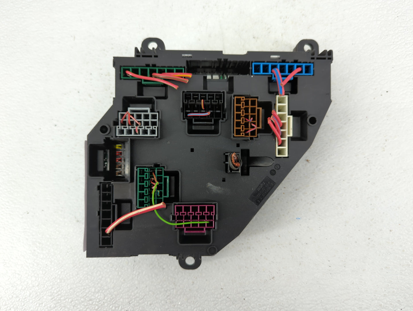 2011 Bmw 535i Fusebox Fuse Box Panel Relay Module P/N:9 238 195 Fits OEM Used Auto Parts - Oemusedautoparts1.com