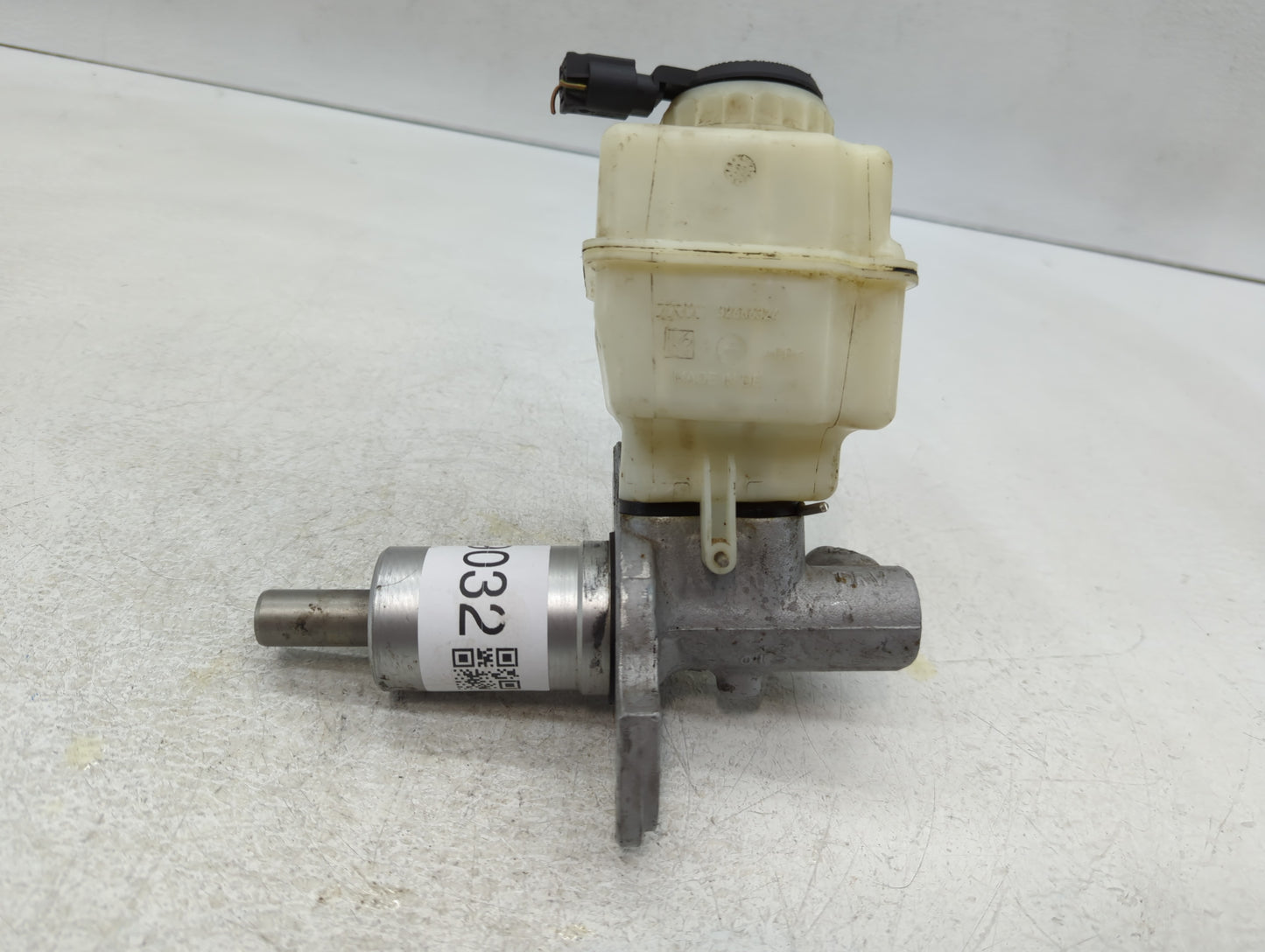 2011-2016 Bmw 535i Brake Master Cylinder - Oemusedautoparts1.com