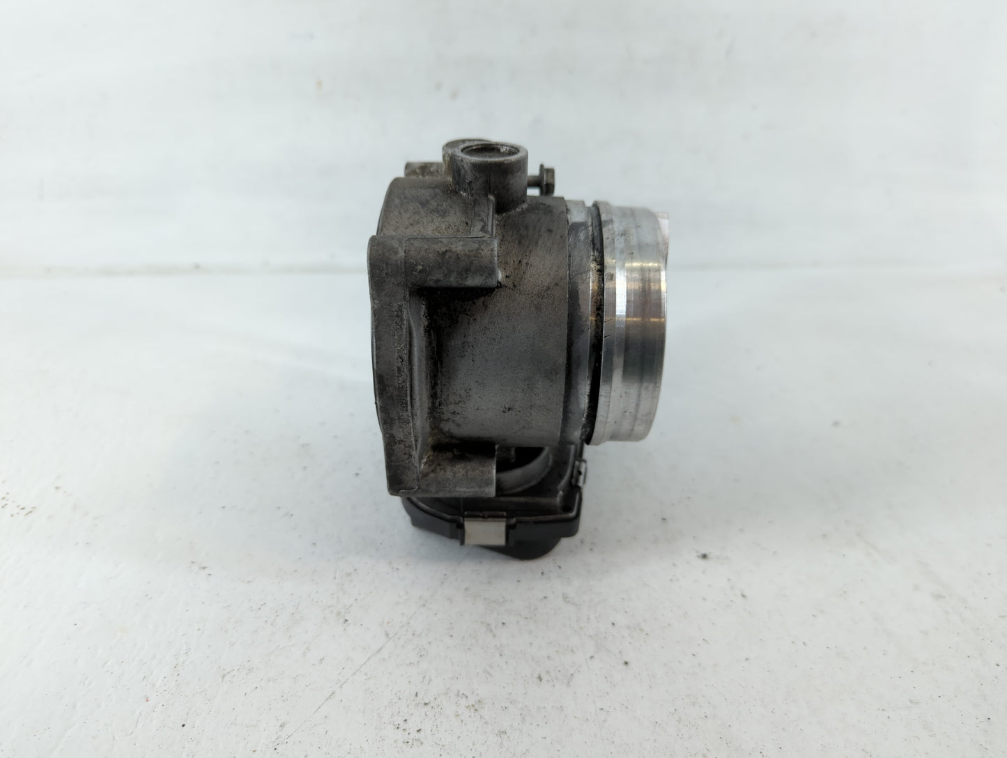2010-2017 Bmw 535i Throttle Body P/N:1354 7597871-01 Fits Fits 2010 2011 2012 2013 2014 2015 2016 2017 2018 2019 2020 OEM Us