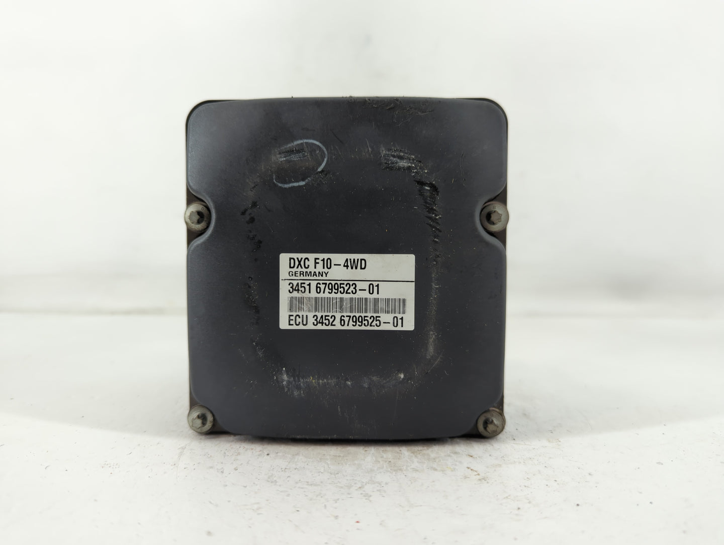 2011 Bmw 535i ABS Pump Control Module Replacement P/N:0 265 250 343 Fits OEM Used Auto Parts - Oemusedautoparts1.com
