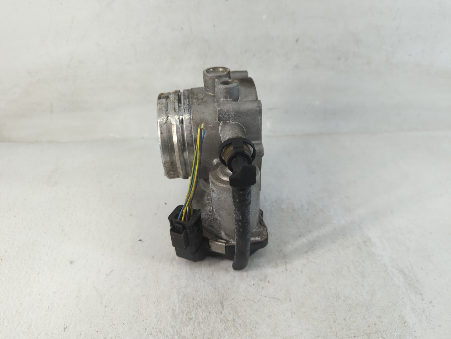 2010-2017 Bmw 535i Throttle Body P/N:A2C53356724 Fits Fits 2010 2011 2012 2013 2014 2015 2016 2017 2018 2019 2020 OEM Used A