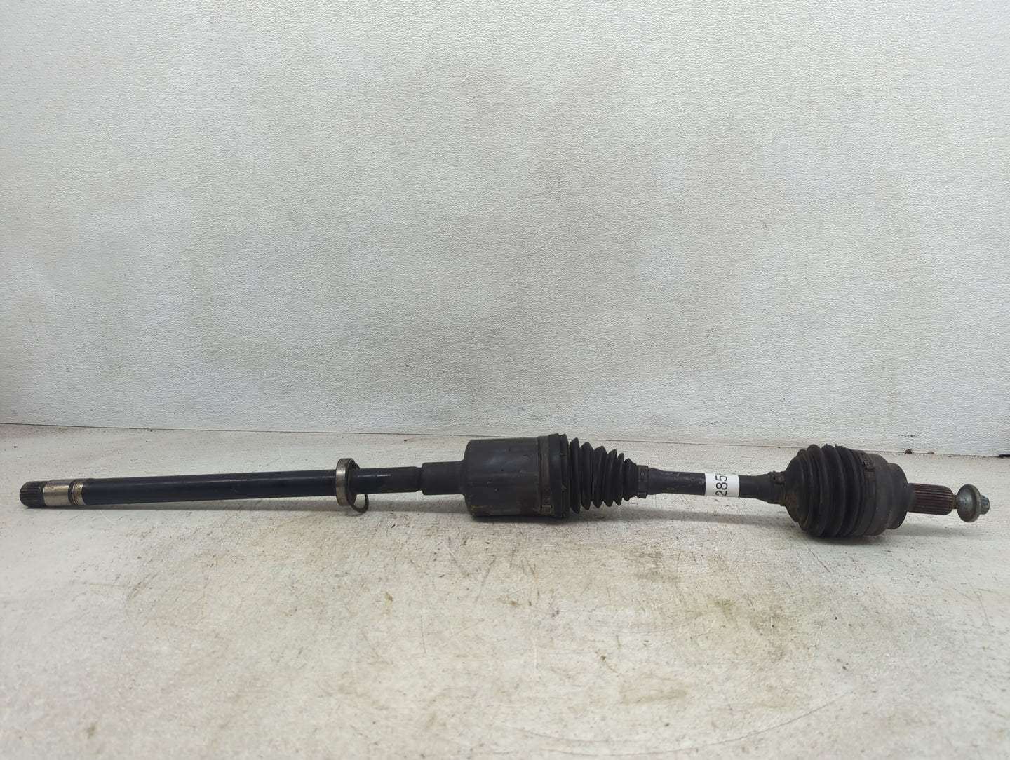 2011 Bmw 535i Gt Xdrive Axle Shaft Front Driver Cv C/v - Oemusedautoparts1.com