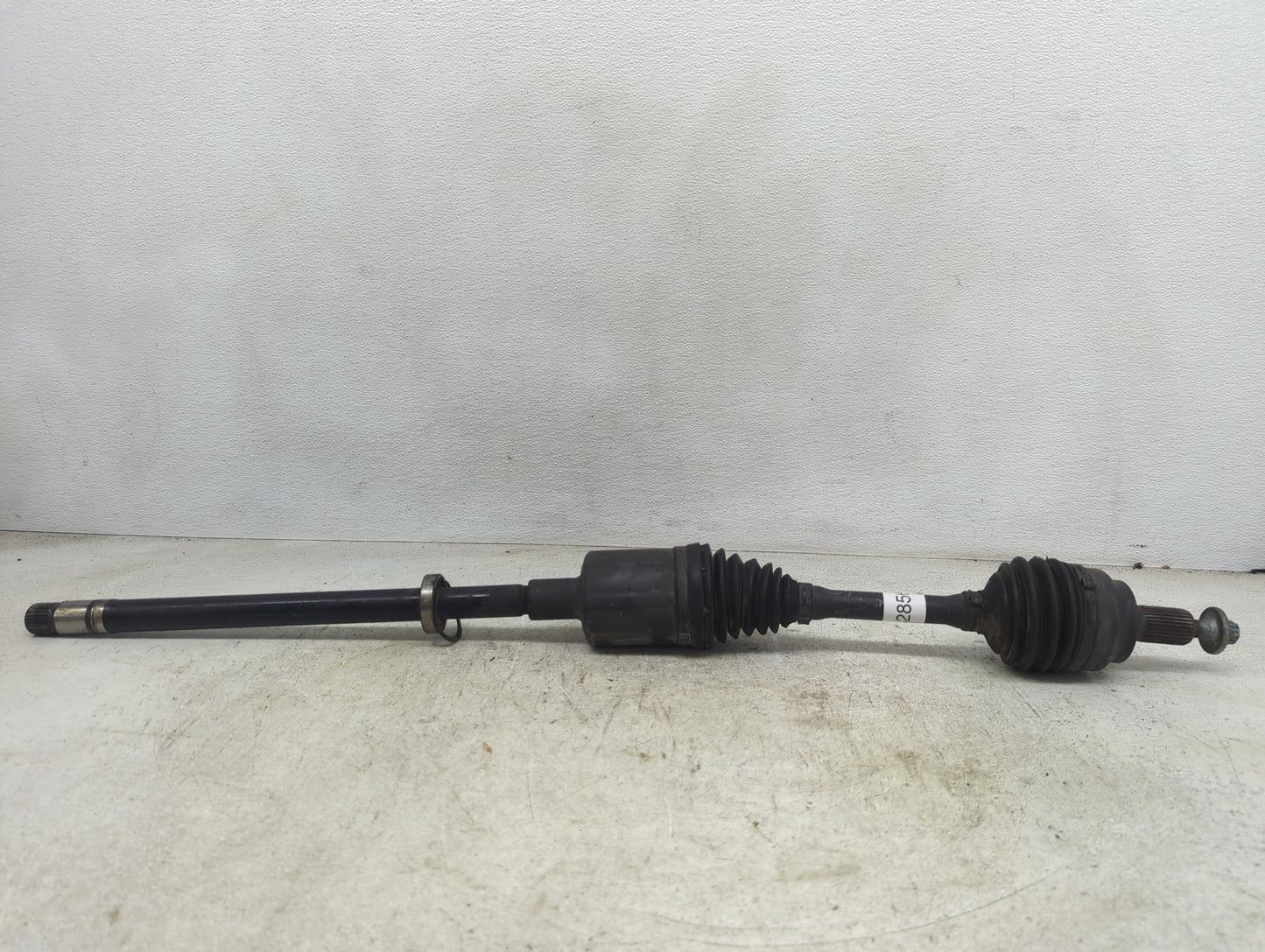 2011 Bmw 535i Gt Xdrive Axle Shaft Front Driver Cv C/v - Oemusedautoparts1.com