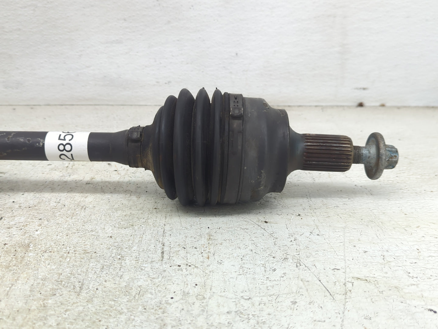 2011 Bmw 535i Gt Xdrive Axle Shaft Front Driver Cv C/v - Oemusedautoparts1.com