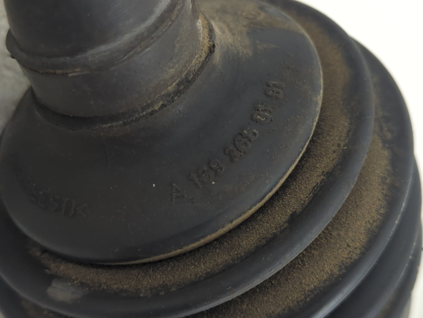 2011 Bmw 535i Gt Xdrive Axle Shaft Front Driver Cv C/v - Oemusedautoparts1.com