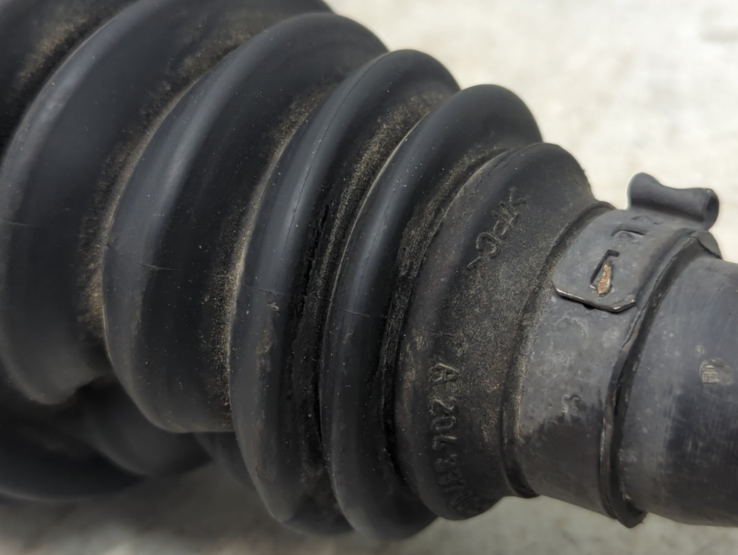 2011 Bmw 535i Gt Xdrive Axle Shaft Front Driver Cv C/v - Oemusedautoparts1.com