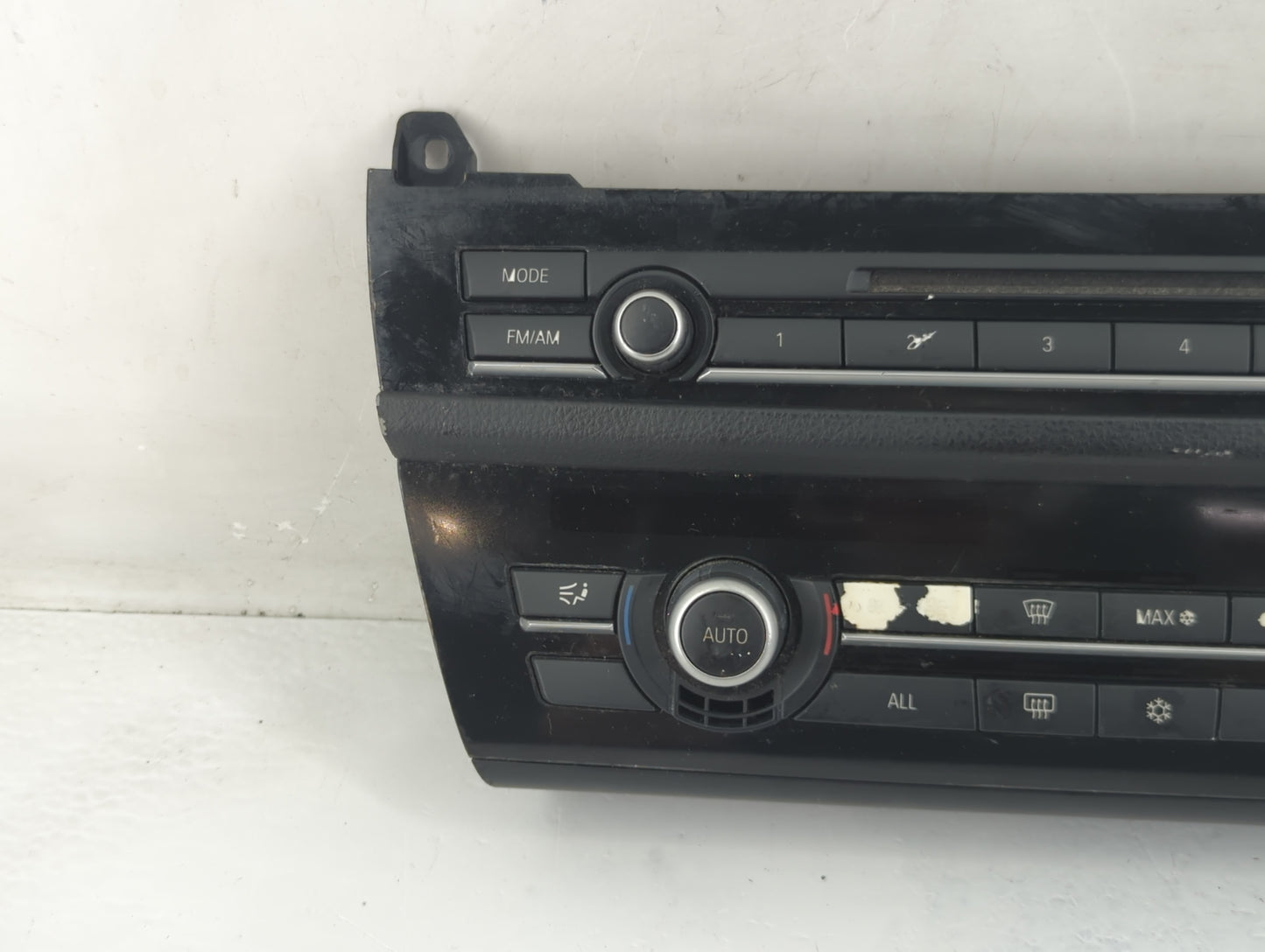 2011 Bmw 550i Climate Control Module Temperature AC/Heater Replacement P/N:9241241-01 Fits OEM Used Auto Parts - Oemusedauto