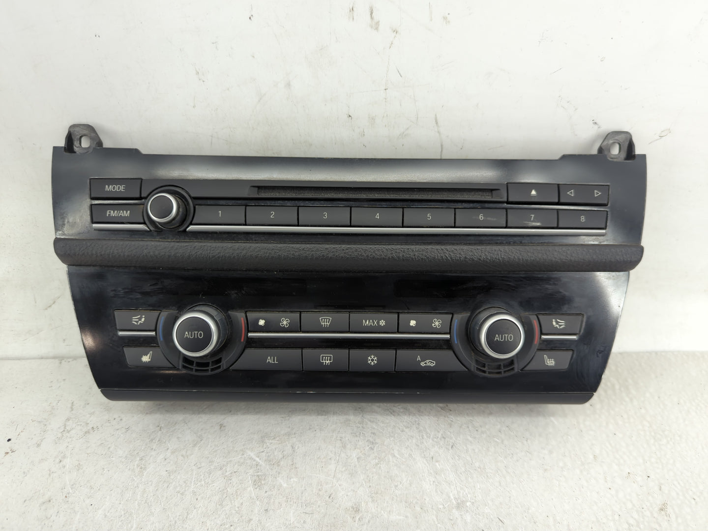 2011 Bmw 550i Radio AM FM Cd Player Receiver Replacement P/N:9236480-01 Fits Fits 2014 2015 2016 OEM Used Auto Parts - Oemus