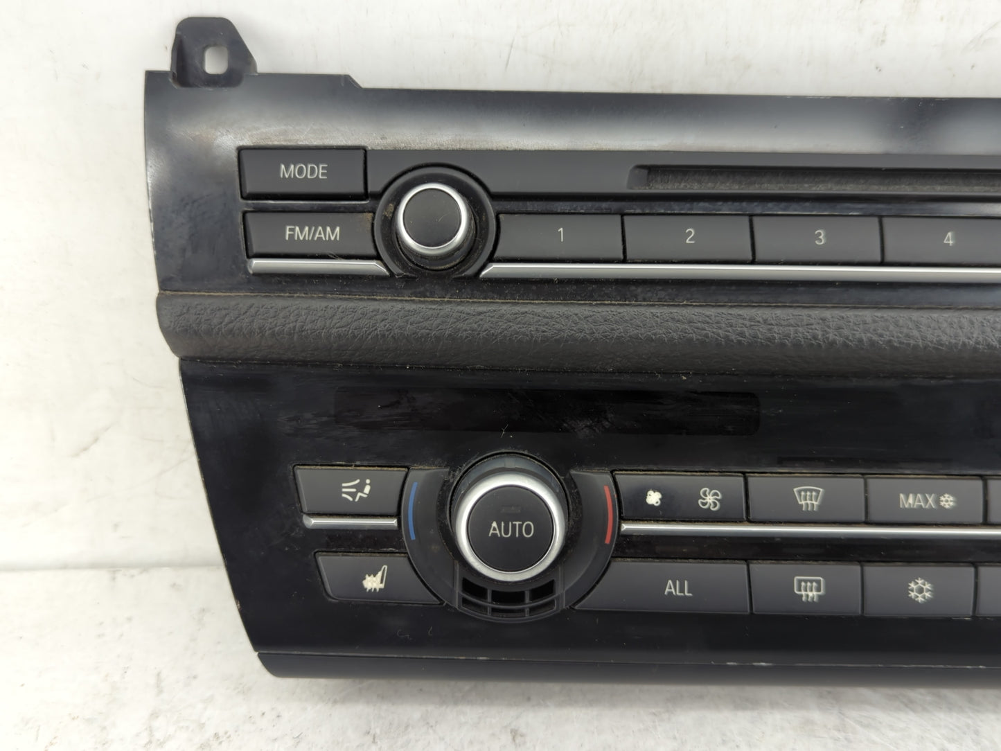 2011 Bmw 550i Radio AM FM Cd Player Receiver Replacement P/N:9236480-01 Fits Fits 2014 2015 2016 OEM Used Auto Parts - Oemus